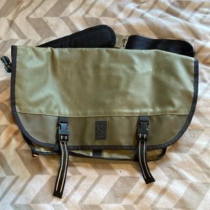 Chrome Messenger Bag Olive Green Large 22”